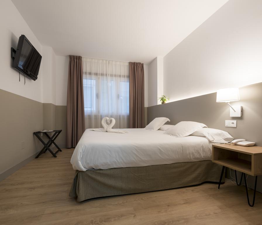 Hotel Airinos 3* Cangas do Morrazo Dış mekan fotoğraf