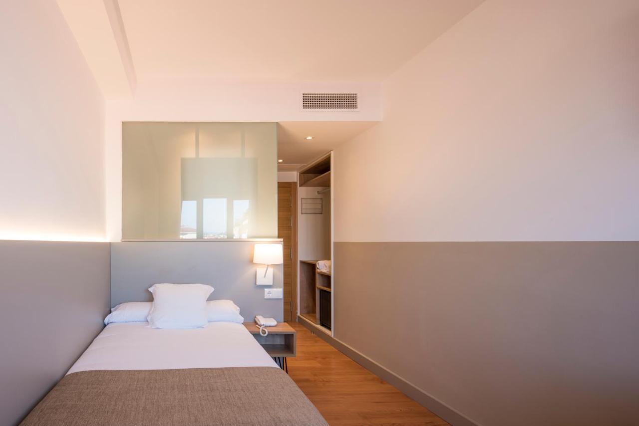 Hotel Airinos 3* Cangas do Morrazo Dış mekan fotoğraf